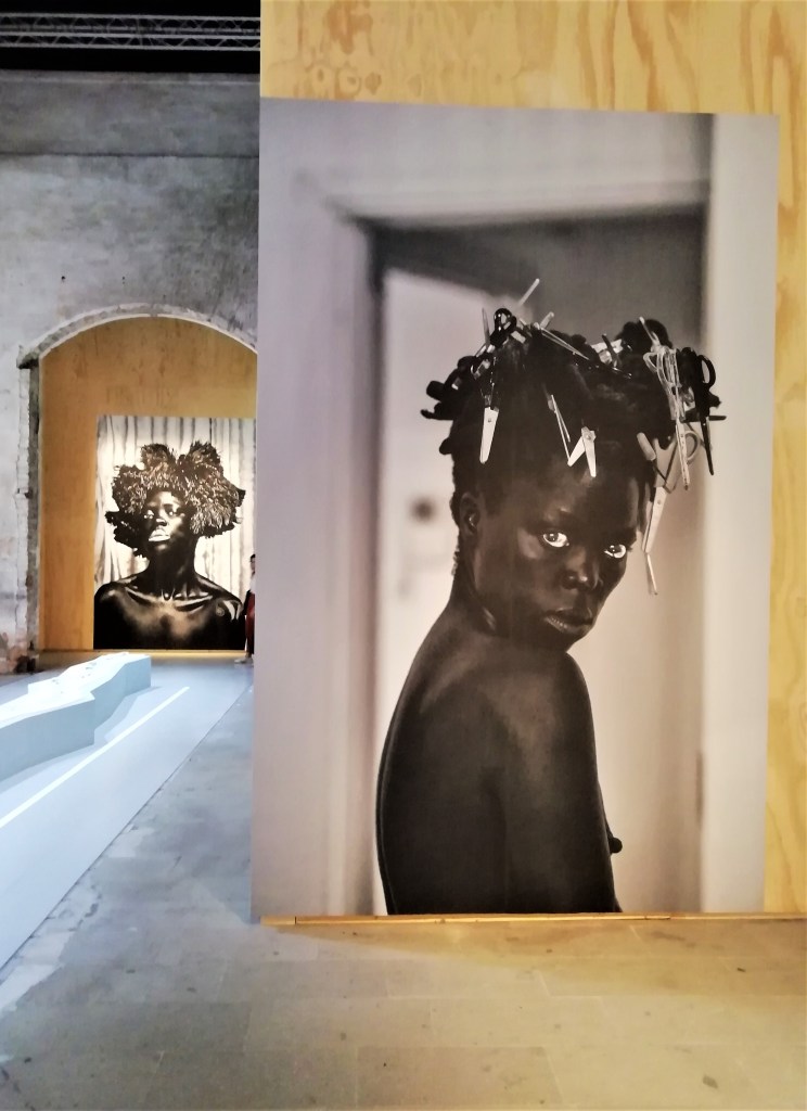 Questa immagine ha l'attributo alt vuoto; il nome del file è zanele-muholi-1972-8.jpg